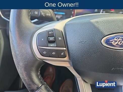 Used 2023 Ford Explorer XLT w/ Equipment Group 202A AWD/4WD image 18