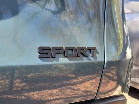 Used 2025 Honda HR-V Sport image 15