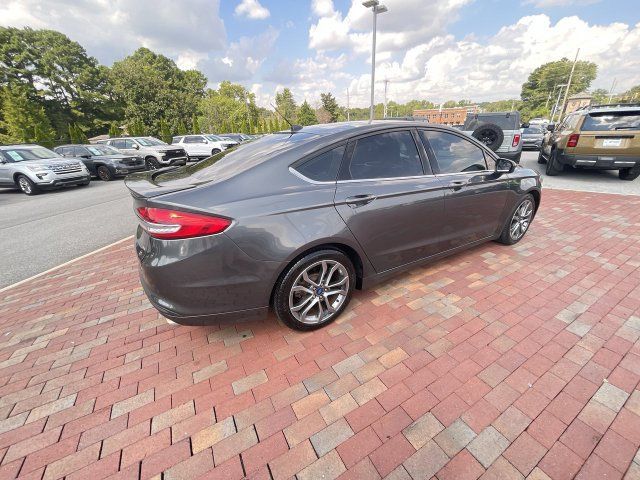 Used 2017 Ford Fusion SE w/ Equipment Group 201A FWD image 35