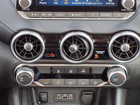 Used 2024 Nissan Sentra SV image 15