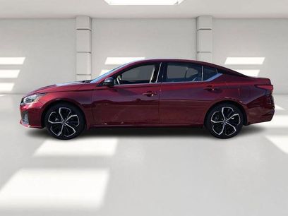 Used 2024 Nissan Altima 2.5 SR