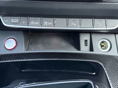 Used 2022 Audi SQ5 Premium Plus w/ Premium Plus Package image 17