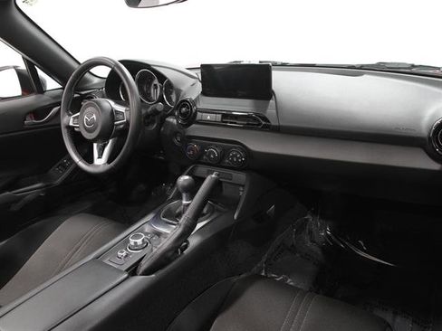 Certified 2025 MAZDA MX-5 Miata Sport image 19