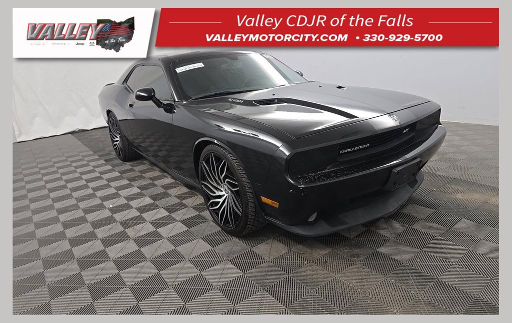 Used 2010 Dodge Challenger SRT8 w/ SRT Option Group II RWD image 1