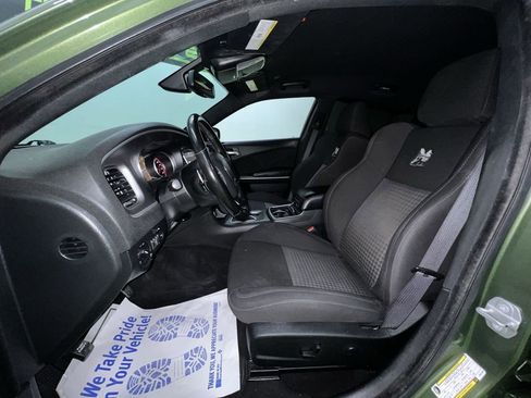 Used 2022 Dodge Charger Scat Pack RWD image 18