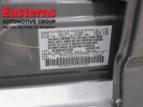 Used 2023 Nissan Sentra SR w/ SR Premium Package FWD image 37