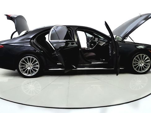 Used 2023 Mercedes-Benz S 500 4MATIC w/ AMG Line image 15