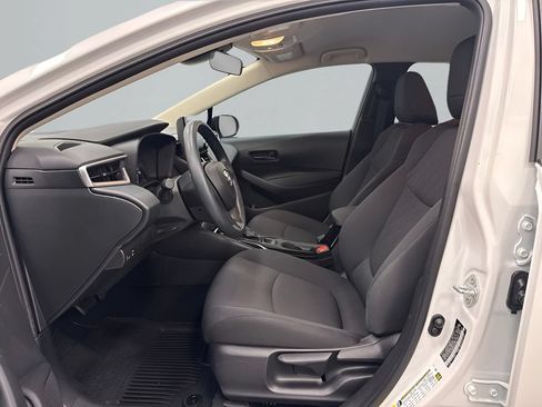 Used 2022 Toyota Corolla LE FWD image 11