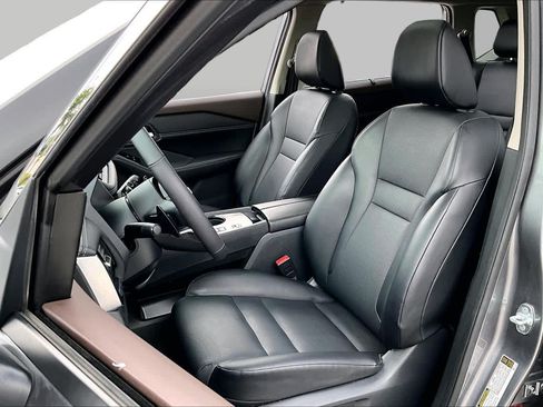 Certified 2022 Nissan Rogue SV w/ SV Premium Package FWD image 8
