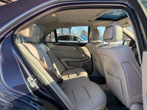 Used 2016 Mercedes-Benz E 350 4MATIC Sedan image 10