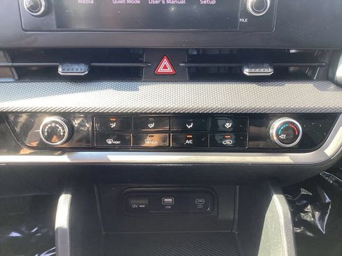Used 2023 Kia Sportage LX FWD image 20