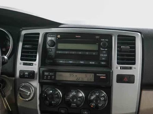 Used 2006 Toyota 4Runner SR5 image 14