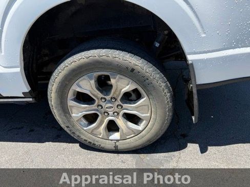 Used 2023 Ford F150 Platinum w/ FX4 Off-Road Package AWD/4WD image 9