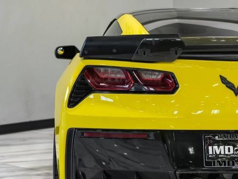 Used 2015 Chevrolet Corvette Stingray Coupe RWD image 33