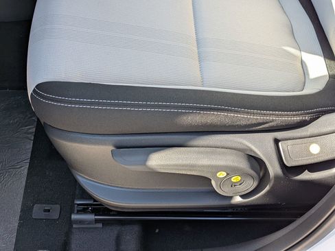 New 2026 Hyundai Venue SEL FWD image 18