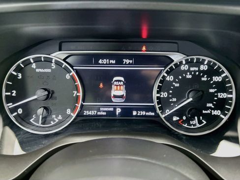 Used 2024 Nissan Rogue SV w/ SV Premium Package FWD image 32