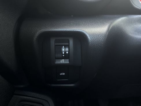 Used 2023 Toyota GR86 image 16