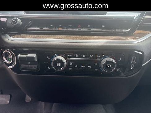 Used 2023 Chevrolet Silverado 1500 LT AWD/4WD image 23