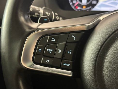Used 2020 Jaguar F-PACE Prestige AWD/4WD image 18