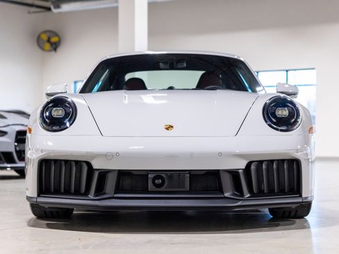 Used 2026 Porsche 911 Carrera 4 GTS image 2