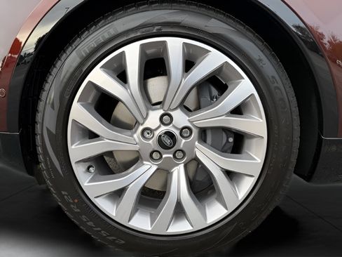 Certified 2026 Land Rover Discovery Limited Edition AWD/4WD image 34