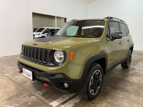 Used 2015 Jeep Renegade Trailhawk w/ Premium Leather Group image 1