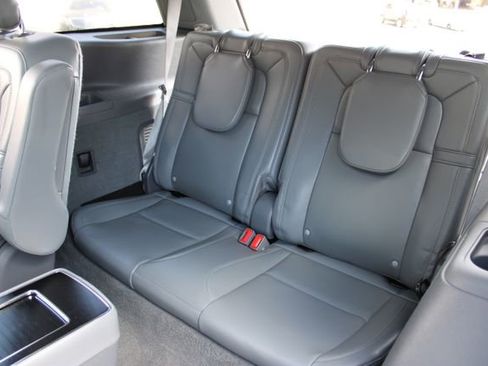 Used 2020 Lincoln Aviator Reserve w/ Equipment Group 202A image 13