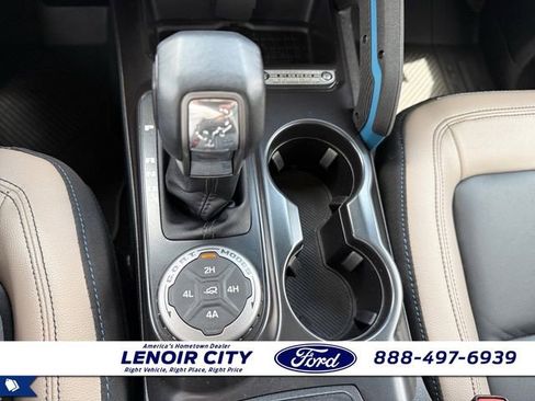 Used 2024 Ford Bronco Wildtrak AWD/4WD image 28