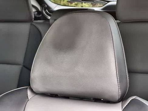 Used 2023 Subaru Crosstrek 2.5i Sport AWD/4WD image 25