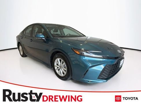 Used 2025 Toyota Camry LE FWD image 1