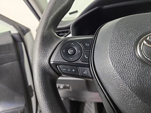Used 2024 Toyota RAV4 XLE FWD image 22