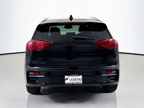Used 2022 Kia Niro EX Premium w/ Cold Weather Package image 7