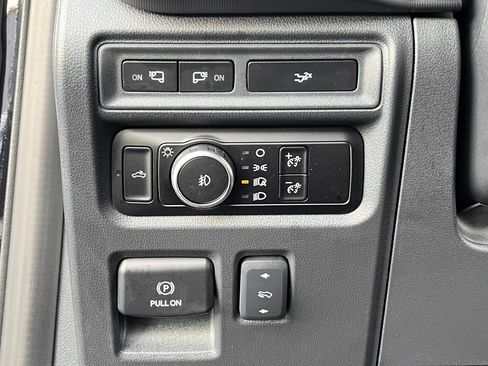 Used 2024 Ford F150 Lariat image 27