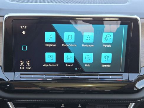 New 2026 Volkswagen Atlas SE image 13