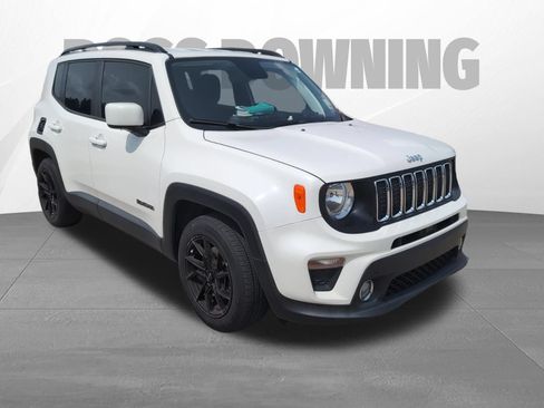 Used 2020 Jeep Renegade Latitude FWD image 2