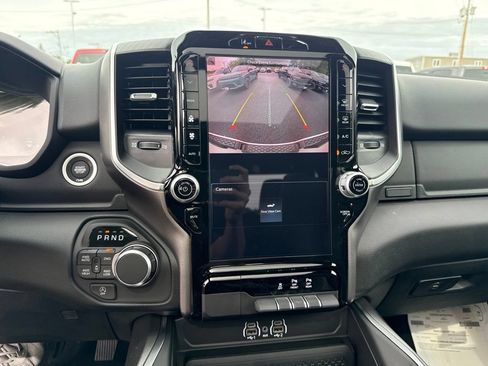 New 2026 RAM 1500 Big Horn AWD/4WD image 13