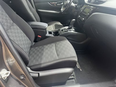 Used 2019 Nissan Rogue Sport SV w/ All-Weather Package AWD/4WD image 20