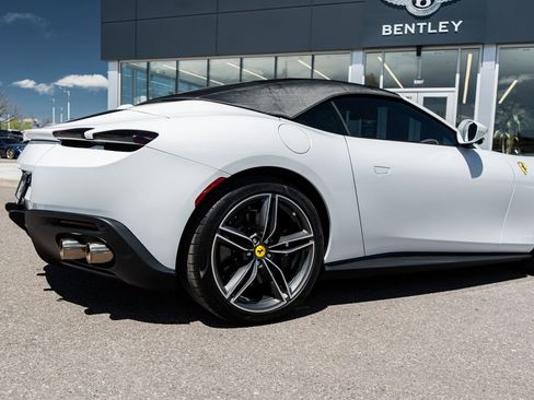 Used 2024 Ferrari Roma Spider RWD image 13