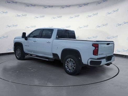 Used 2025 Chevrolet Silverado 2500 LT w/ Z71 Chrome Sport Edition image 3