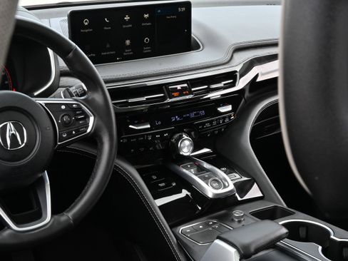 Used 2023 Acura MDX SH-AWD w/ Advance Package image 18