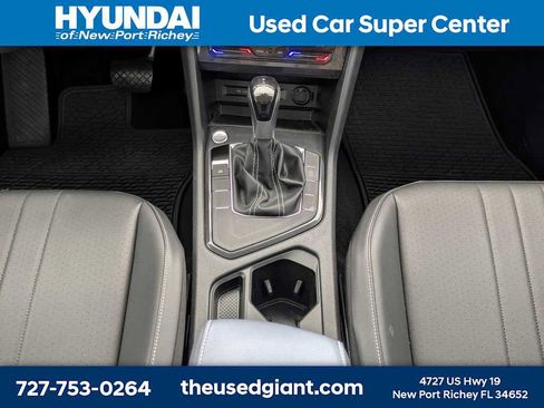 Used 2023 Volkswagen Tiguan SE FWD image 23