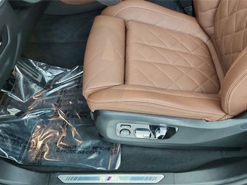 Used 2026 BMW X5 sDrive40i w/ M Sport Package image 34