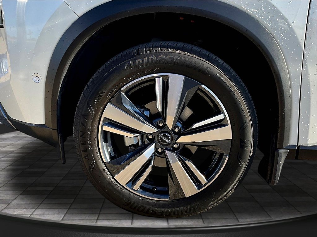 Used 2023 Nissan Rogue SL w/ SL Premium Package AWD/4WD image 36