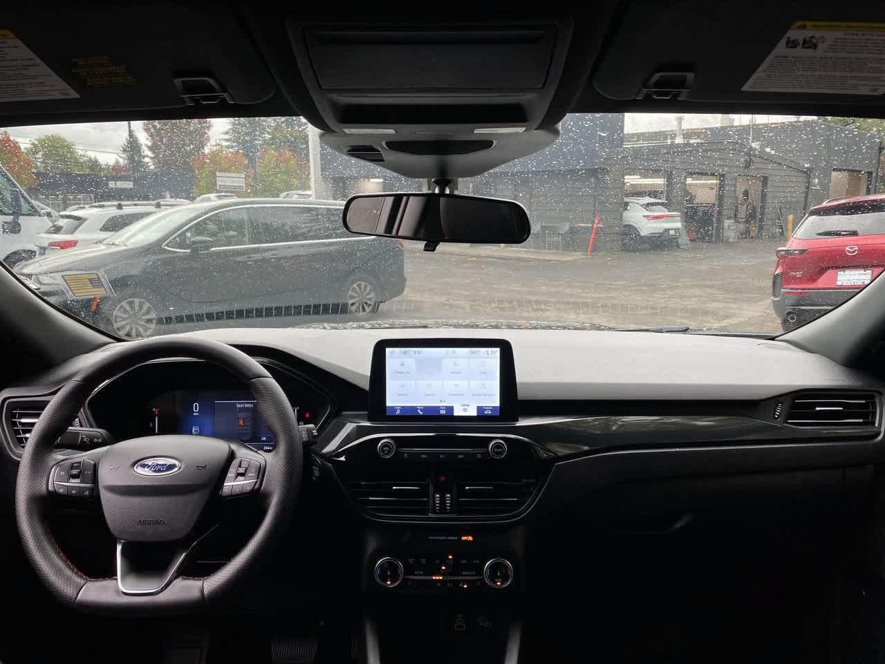 Used 2025 Ford Escape ST-Line Select AWD/4WD image 11