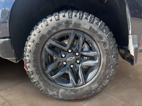 Used 2023 Chevrolet Silverado 1500 LT Trail Boss w/ Convenience Package II AWD/4WD image 25