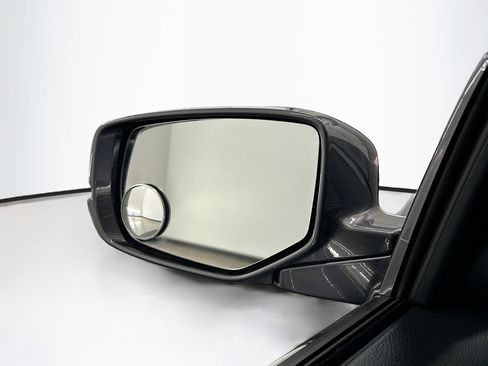 Used 2017 Honda Accord EX image 16
