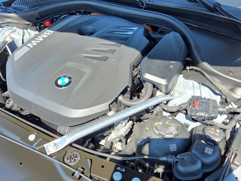 New 2026 BMW 550e xDrive AWD/4WD image 35