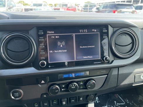 Used 2021 Toyota Tacoma TRD Off-Road image 21