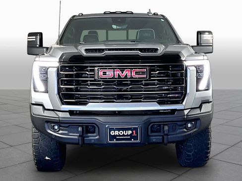 Used 2024 GMC Sierra 2500 AT4X w/ AT4X AEV Edition AWD/4WD image 4