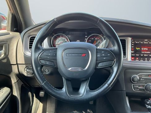 Used 2023 Dodge Charger SXT RWD image 10